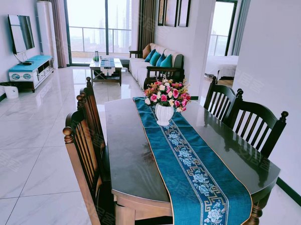 北海银海金海岸天隆三千海天隆三千海,精装全新三室两厅,带超大阳台