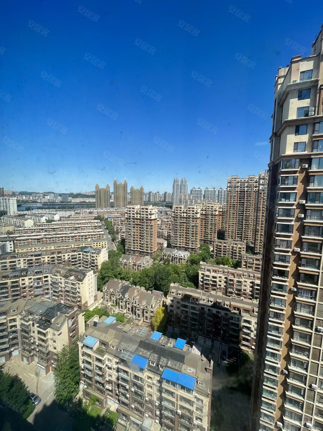 急售一实验二十九泰山早市江南公园翰林苑电梯二室通透