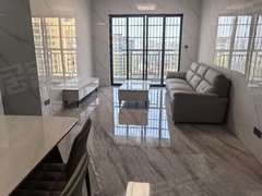 防城港港口桃花湾广场精装修三房两卫，高楼层楼，设施齐全拎包入住出租房源真实图片