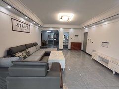 曲靖沾益益源商城西河公园门口,电梯小高层,小区新,南北通透出租房源真实图片