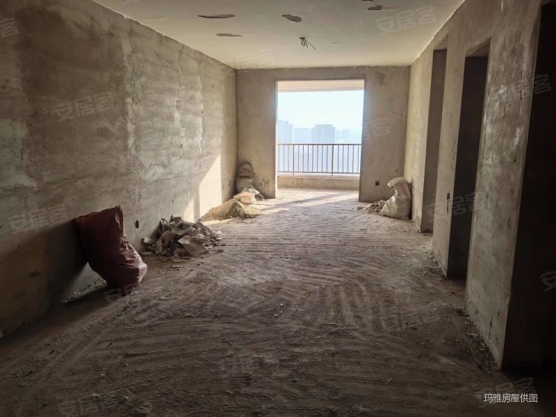 东环边万聚凯旋城大两房高楼层采光充足带电梯朝南