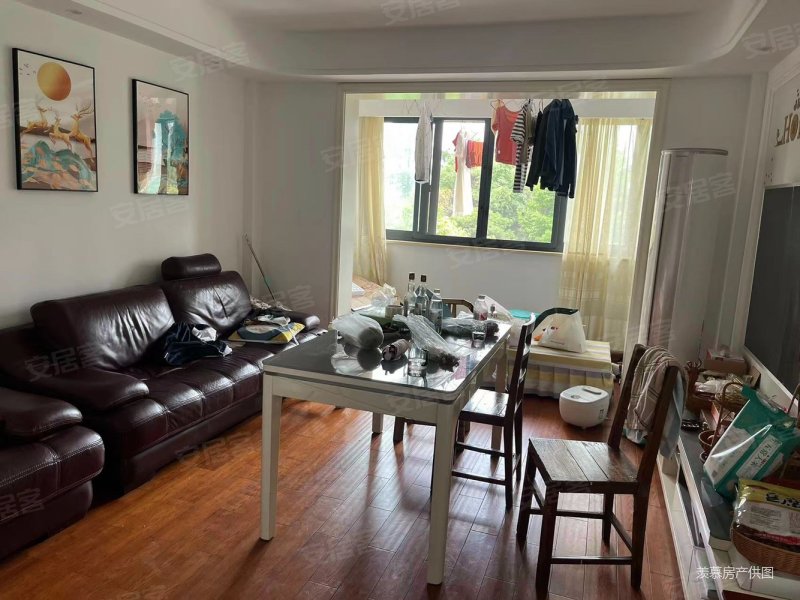 商品房红墅湾89平精装带露台,看房方便