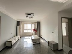 梁山伦达广场浙江装饰城美的亚小三室，精装拎包入住出租房源真实图片