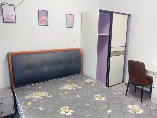 杭州临安临安城区印象苕溪城印象苕溪城 隔断房 带阳台 厨房公用 地铁