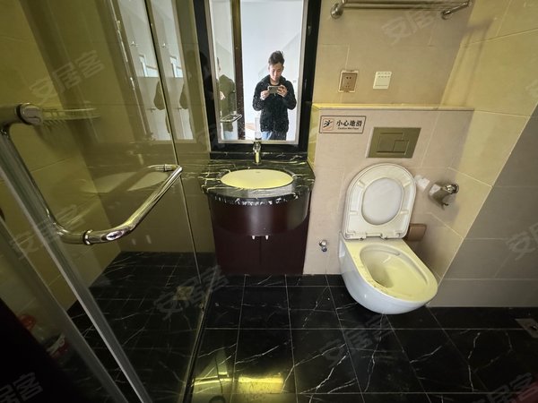 大连沙河口星海湾星海凯泰铭座可租民宿,民宿收房联系我!