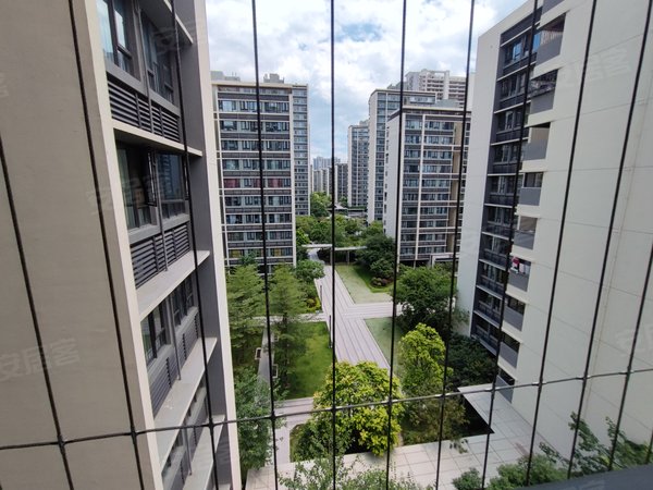 广州黄埔知识城万科幸福誉笋租!