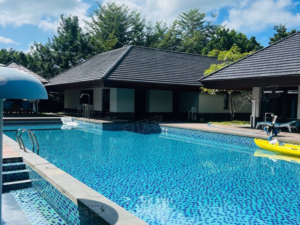 三亚吉阳鹿回头半山半岛(三期别墅)露天大泳池,豪华设施配套齐全出租