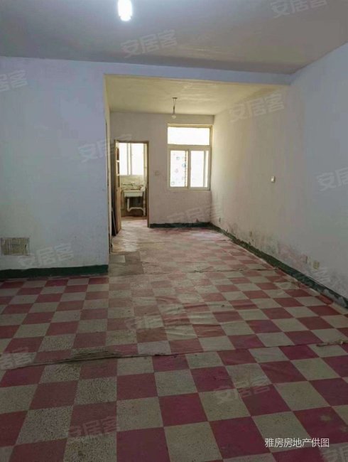 一楼 楼栋位置好 出行方便 带地下室,滨河花园(鼓楼区)二手房,75万,2