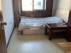 丹东元宝新柳步行街金汤小学附近 性价比超高 一室有空调 家电齐全 拎包入住！！出租房源真实图片
