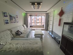 银川贺兰朔方南街安家园两室两厅,南北通透家具家电齐全拎包入住,包物业暖气费出租房源真实图片