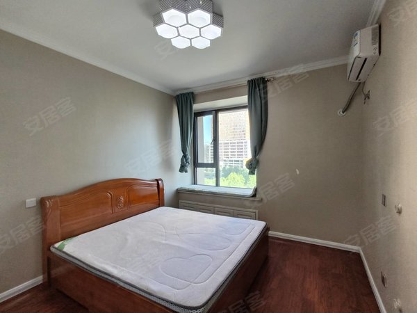 繁华里高端小区 端品质 守次出租 精装套二,黄岛租房-青岛58安居客