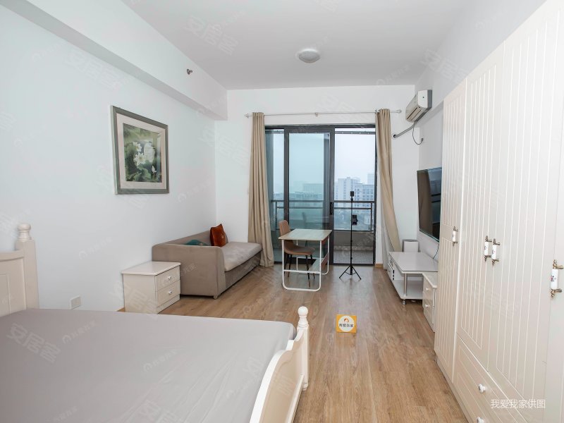 满二 精装可拎包入住 有电梯 商业配套成熟 房龄新,日月光伯爵公馆