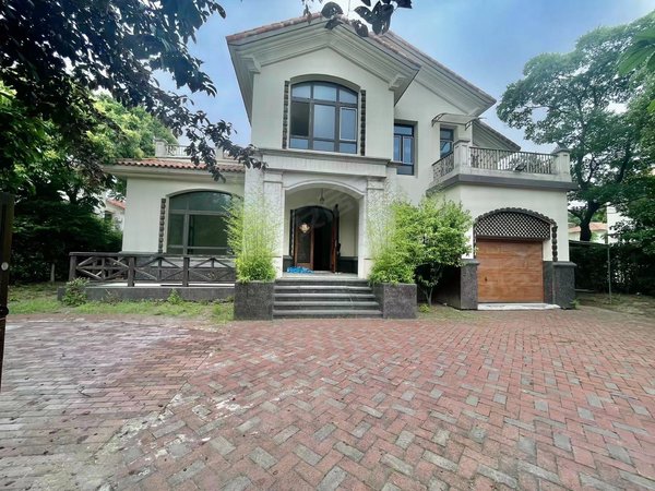 上海松江九亭新虹桥首府(别墅)新虹桥首府独栋别墅 530平方 5房 带大