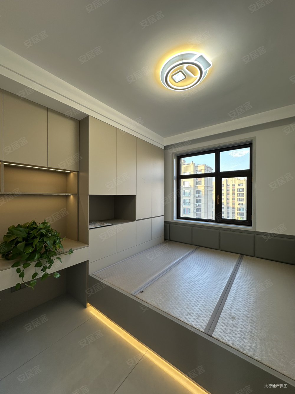 紫堤东郡3室2厅1卫101㎡南北48.8万