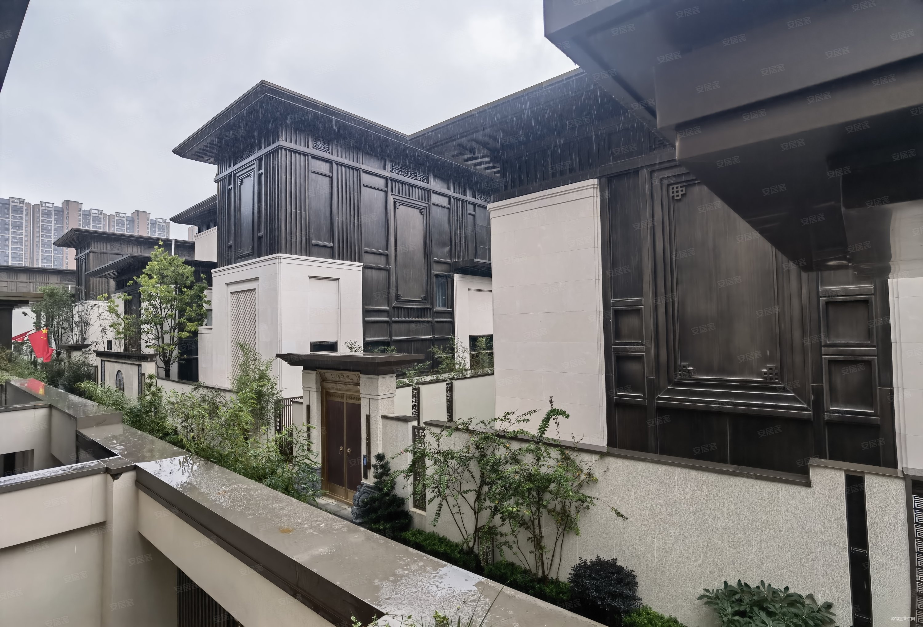 万达长安龙胤9室9厅9卫2000㎡南北15000万