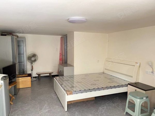 宣城宣州国购广场国鑫世纪新城贝林旁国鑫精装车库一室一厅一卫出租