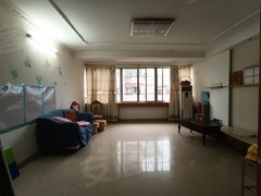 南宁兴宁朝阳市中心 民主路 人民公园旁 展览馆宿舍 3房 出租出租房源真实图片