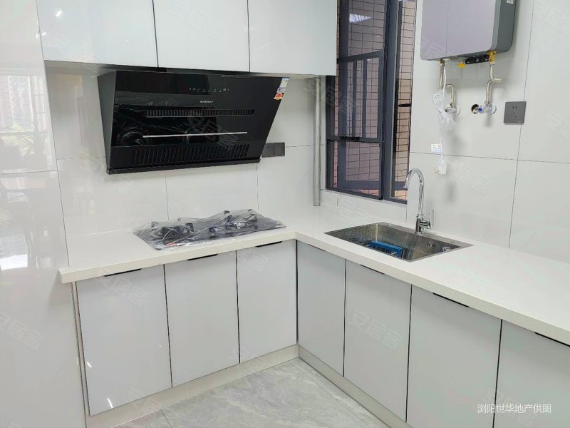 太悦城商圈阳光城二期电梯全新精装神户型