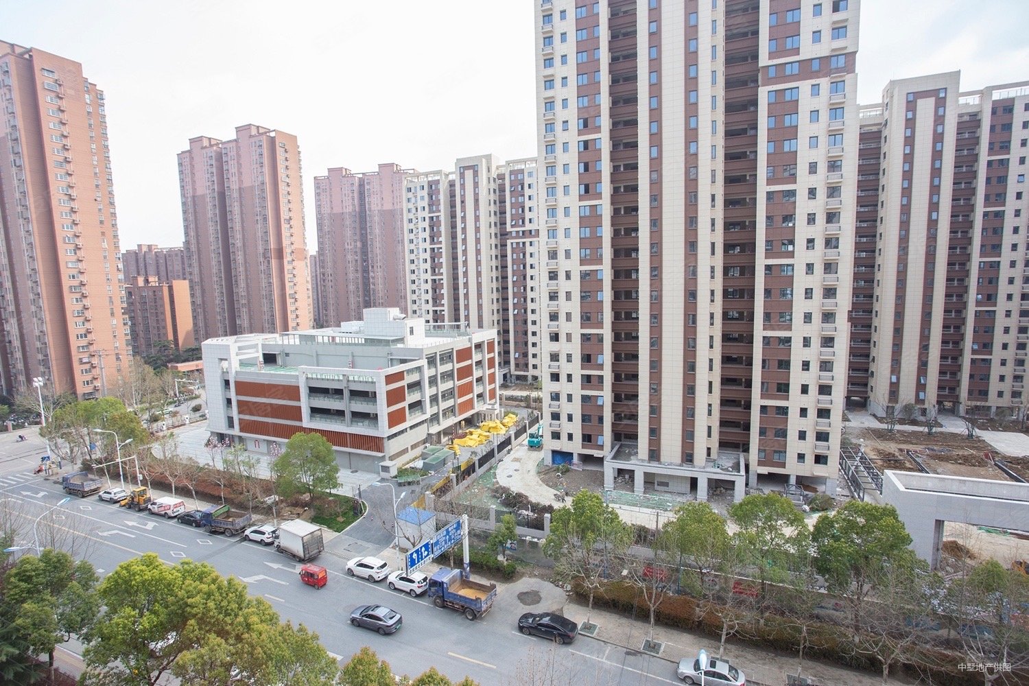 合肥房产网>合肥二手房>瑶海二手房>保利东郡二手房>新海家园(a区)>