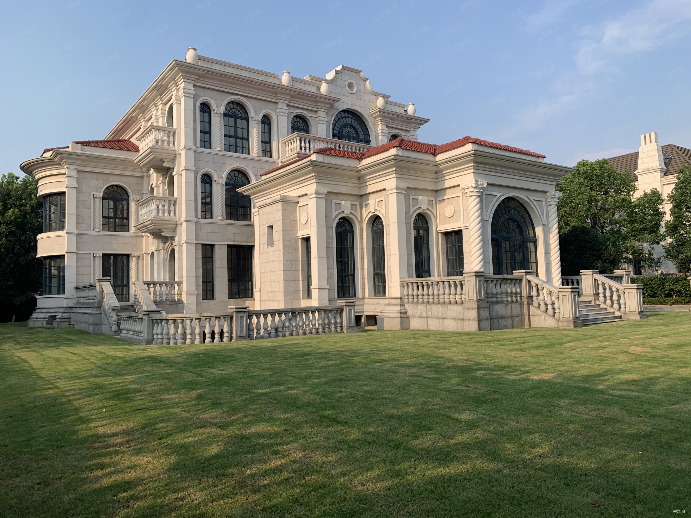 爱丽舍 西班牙风格独栋别墅 占地3亩 户型大气 看房预约,爱丽舍皇家