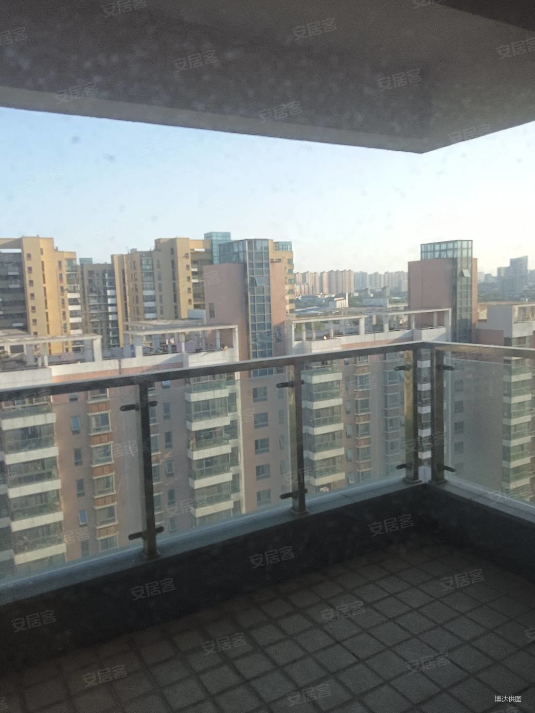 古运河旁 大面积房源 交通方便 看房有钥匙,捷达名轩二手房,120万,3室