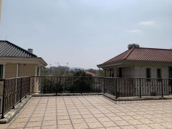 深圳龙华民治梅花山庄(别墅)店长!