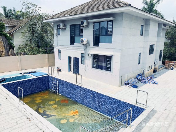 南航碧花园(别墅) 中空大厅采光好 大花园带泳池  可望湖