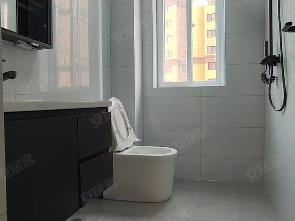 宝鸡陈仓虢镇紫御华庭出租 千渭紫御华庭 3室 精装 家具家电配齐 可