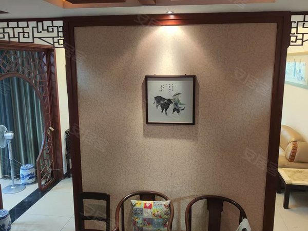 金华金东金义都市新区四季新城(别墅)6室3厅3卫拎包入住家电家具齐全周边配套设施齐全带花园出租房源真实图片