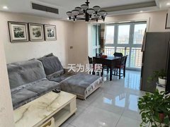 泰兴泰兴市区复兴路万达旁！电梯房精装修！拎包入住！泰公馆！吾悦首府！凤凰和泰出租房源真实图片