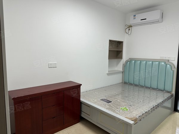 【多图】美丽小区,万达广场租房,宝龙万达广场新日月西城逸品大公馆