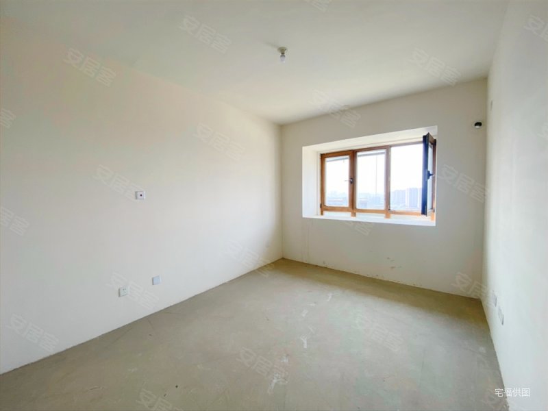 急售东大成贤旁现房,南北通透大阳台,通宇林景博园二手房,168万,3室2