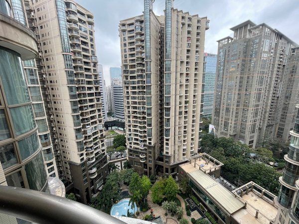 【多图】嘉裕君玥公馆,珠江新城西租房,大3房,带主套,2个阳台,家私