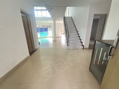 深圳龙岗坪地独栋别墅独门独院6房2厅3卫带独立车库出租房源真实图片