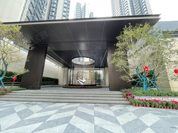 深圳坪山坪山玺悦台中芯国际 坪山中心站 荣耀华为 精装3房空房 随时