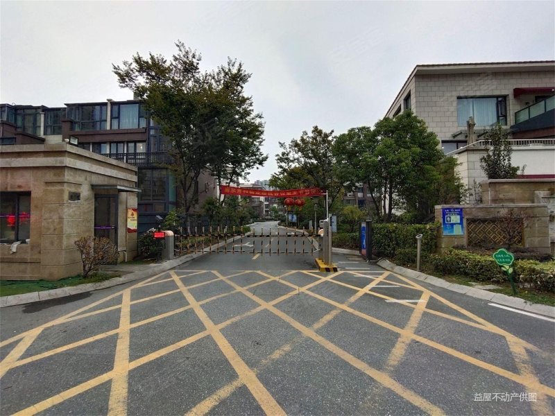 急售1号5号线地铁口联排别墅边户带大院子武夷绿洲沁荷苑