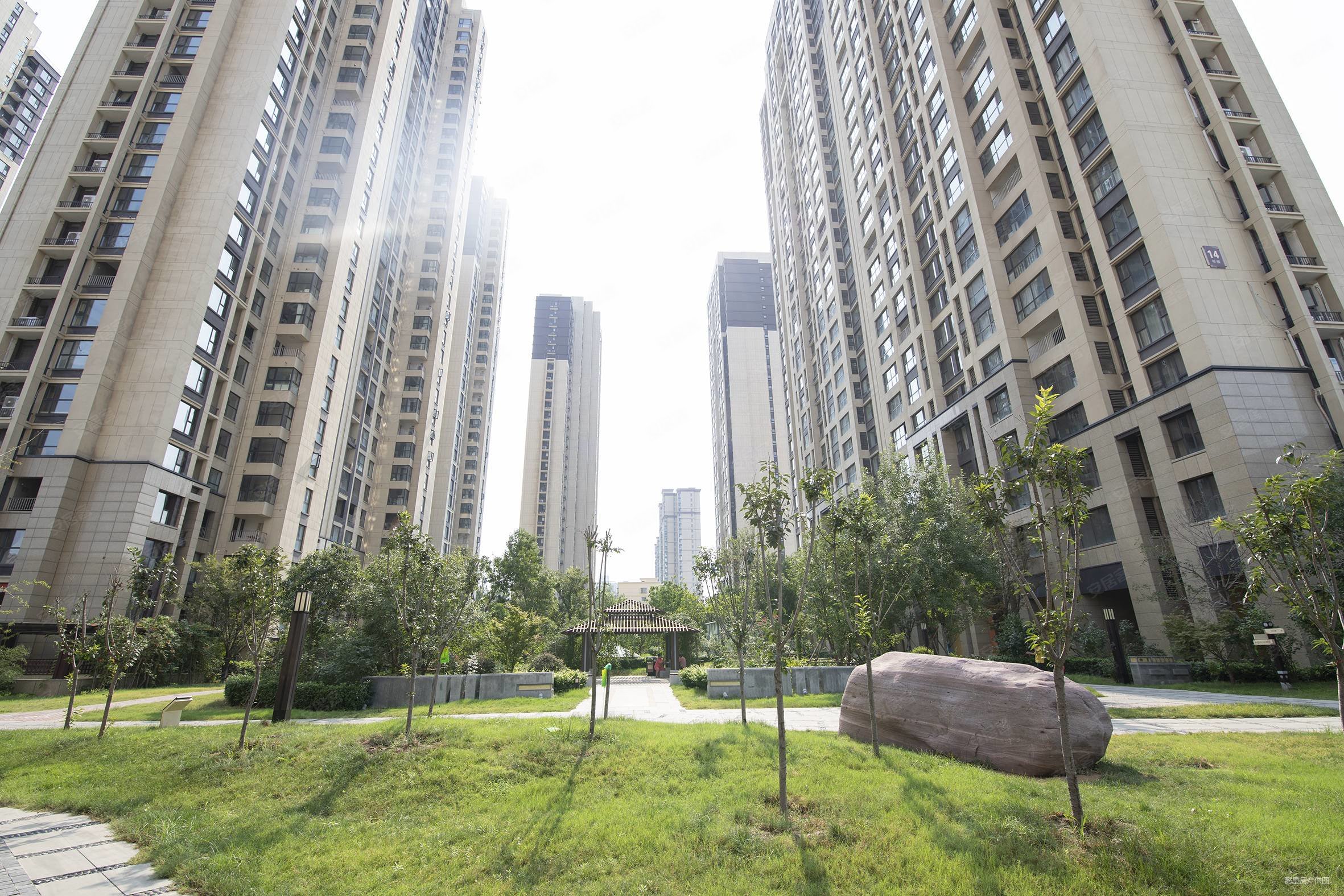 西工万达九洲城锦园近医院交通便利刚需两居楼龄新