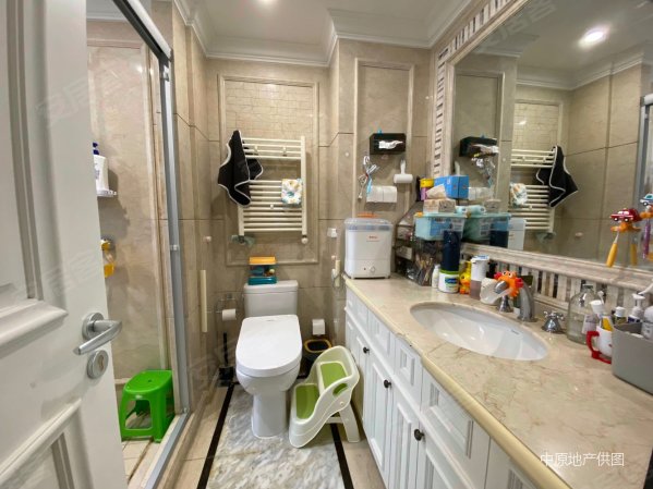 新城碧翠南北通透两房两卫看房方便带产权车位带储藏室