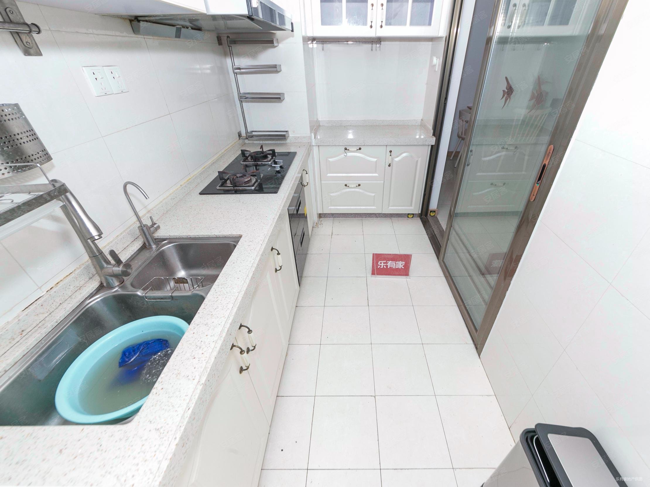 深业东岭3室2厅2卫85.83㎡西425万