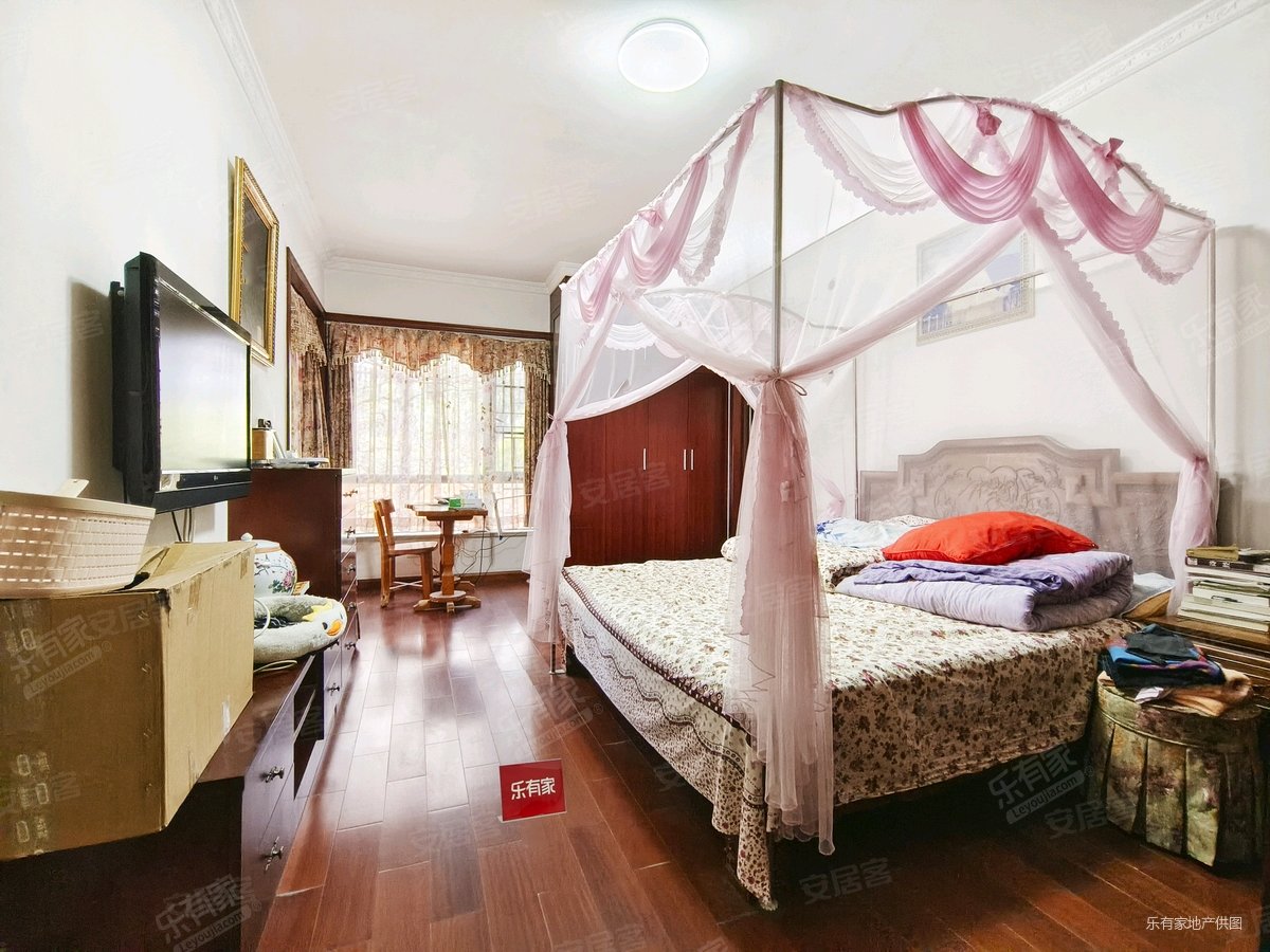 沃尔玛正楼上 宝体邻居 地铁口上建 价格有惊喜,君逸世家花园二手房