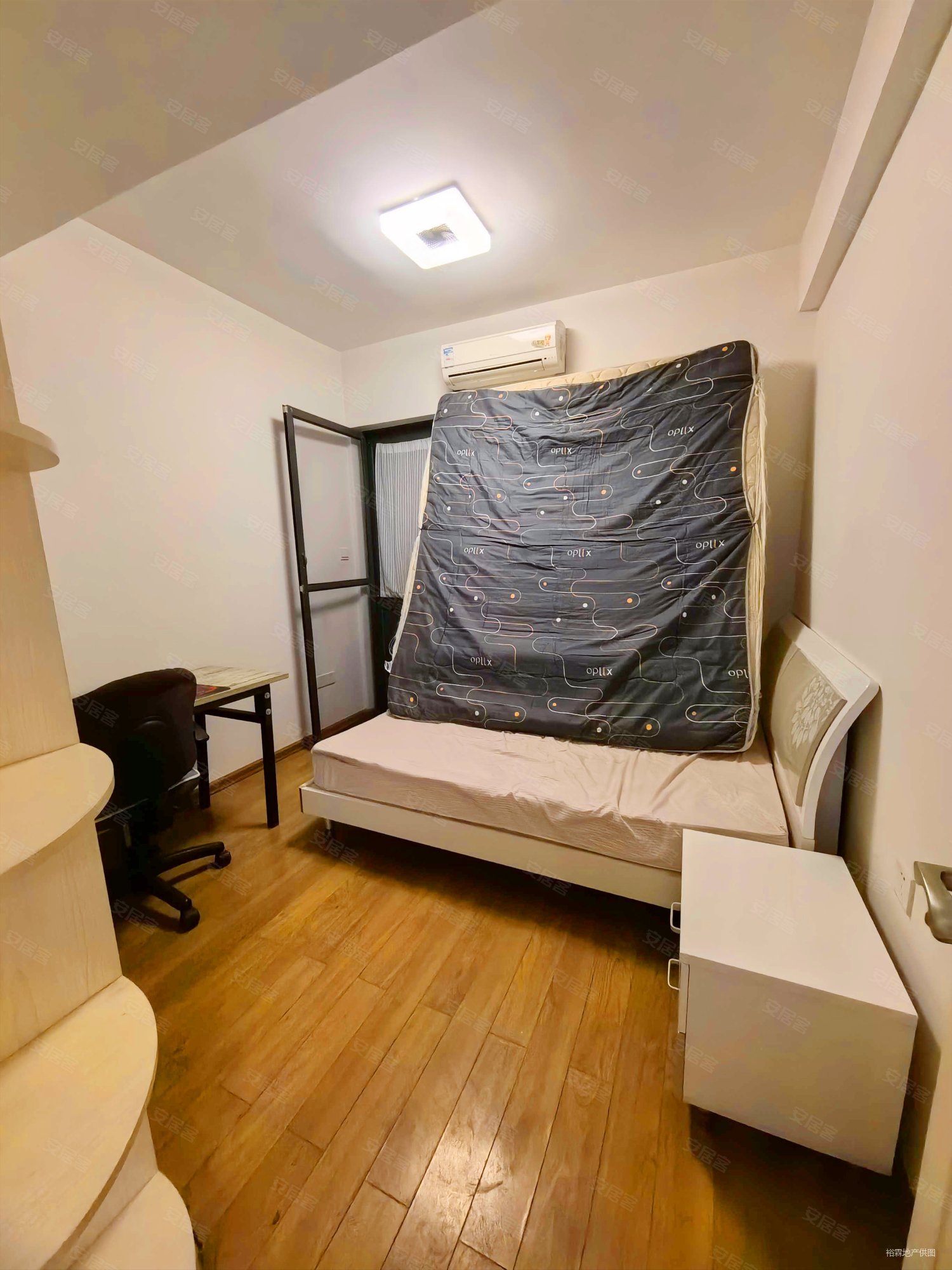 锦源国际|云山东路19号2室2厅1卫81.95平方米