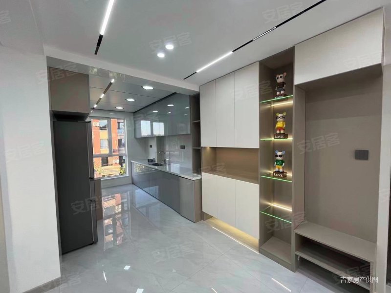 急售 唐轩上城 洋房四楼 婚装 价格可议