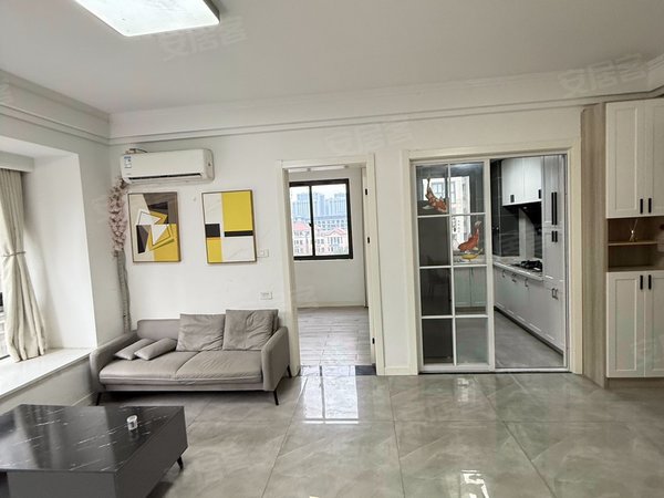 海宁长安镇农发区鸿翔东方郡长安仰山郡！精装三房出租！好楼层！边套出租房源真实图片