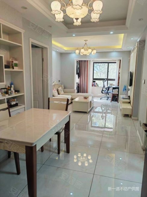 光明领尚精装两室86平,位置好,视线无遮挡