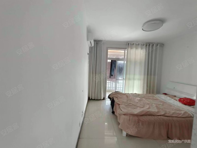 此房的特点就是便宜 电梯洋房 好楼层,耀邦新世界花园二手房,76万,3室