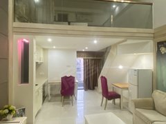 佛山禅城季华六路恒福国际公寓精装修一房一厅两卫南北对流看小区花园可拎包入住。出租房源真实图片