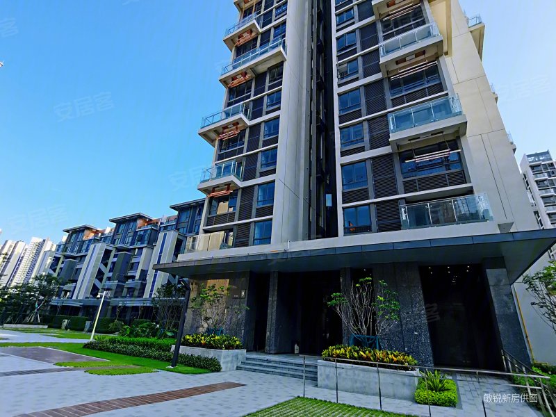 南沙行政中心央企保利半岛叠墅 四面环水 实用率