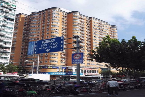 六角大楼怎么样,好不好_中介房产经纪人:顾向阳对六角大楼的评价-上海