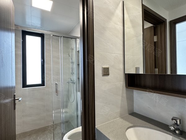 金华金东多湖江秀花园万达商圈，阅云台现代风三室，大横厅，光南中学旁，拎包入住出租房源真实图片