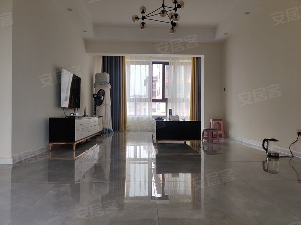 【多图】珠江城(d区),龙洲湾租房,巴南区 珠江城二期 精装四房 拎包